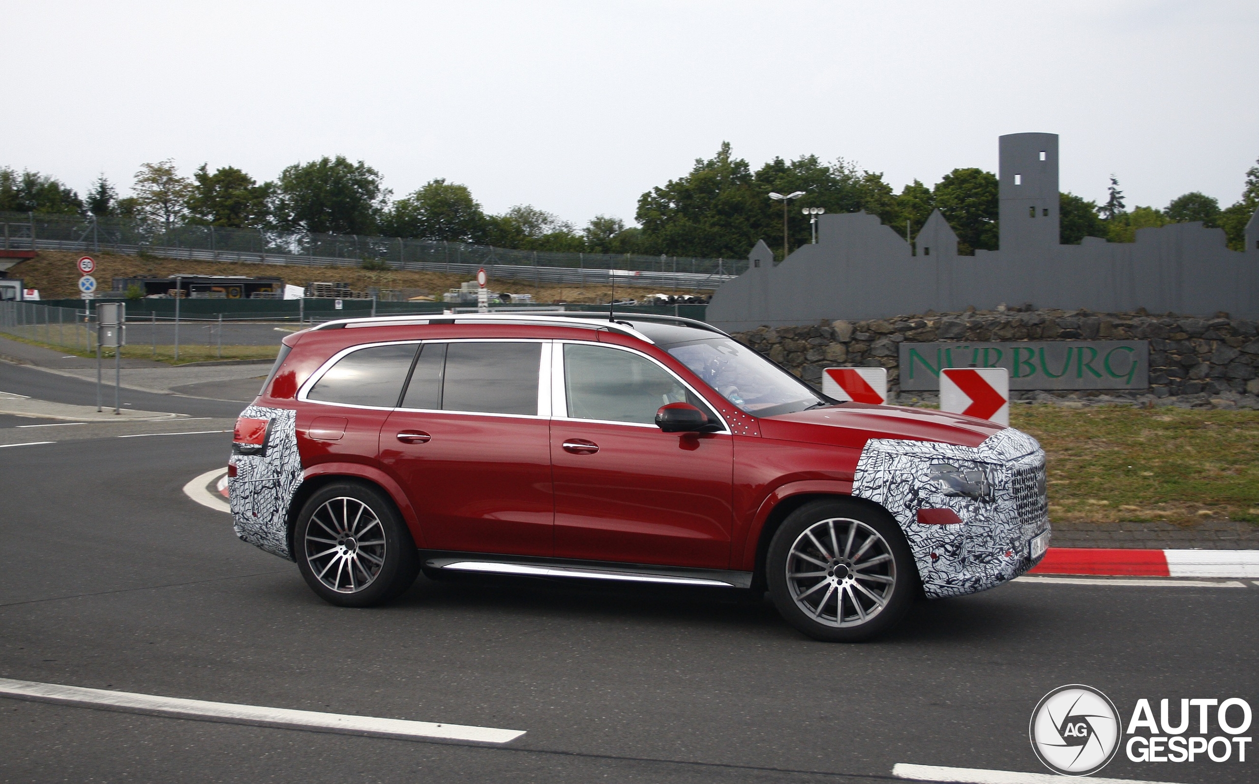 Mercedes-Maybach S 680 X223 2026