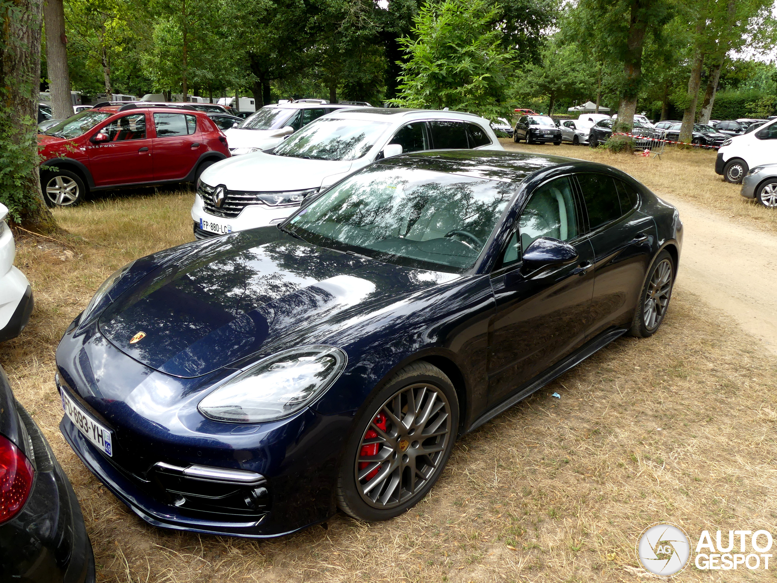 Porsche 971 Panamera GTS MkI
