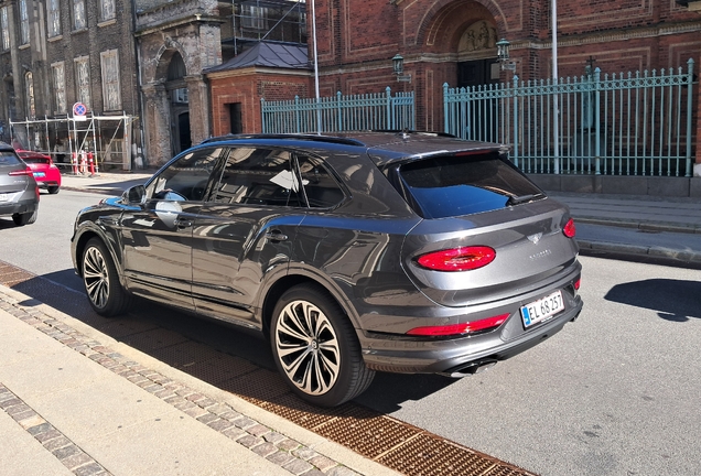 Bentley Bentayga Azure 2024