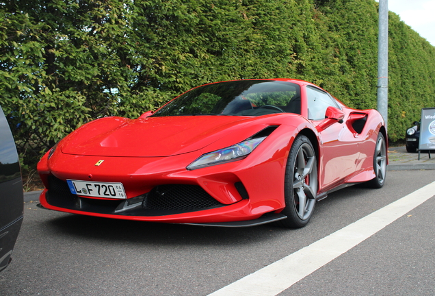 Ferrari F8 Spider