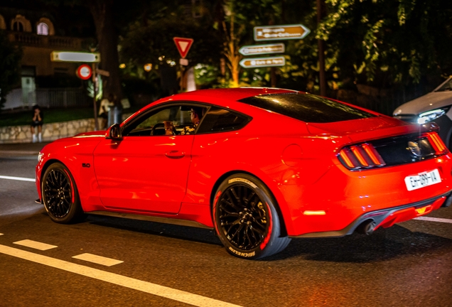 Ford Mustang GT 2015