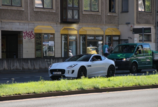 Jaguar F-TYPE S Coupé