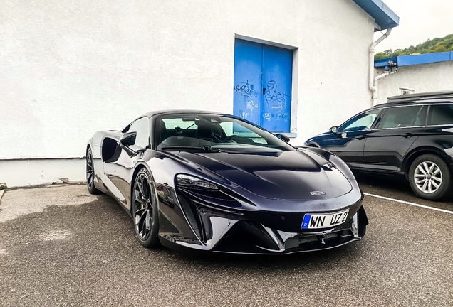 McLaren Artura Spider