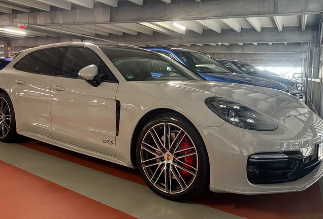 Porsche 971 Panamera GTS Sport Turismo MkI