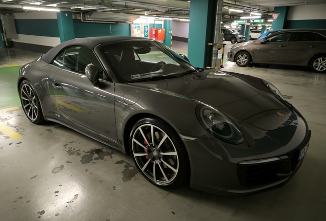 Porsche 991 Carrera 4S Cabriolet MkII