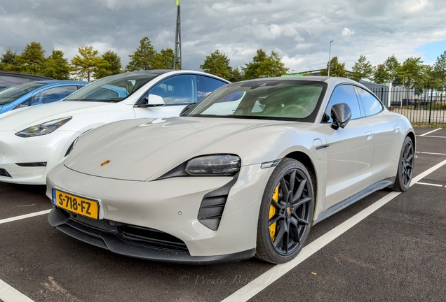 Porsche Taycan GTS