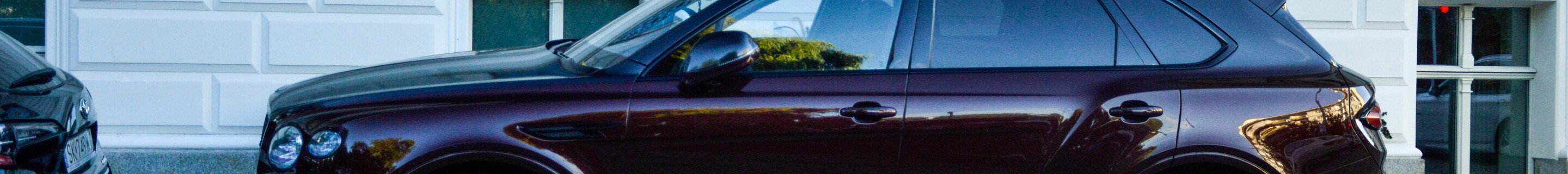 Bentley Bentayga V8 2021