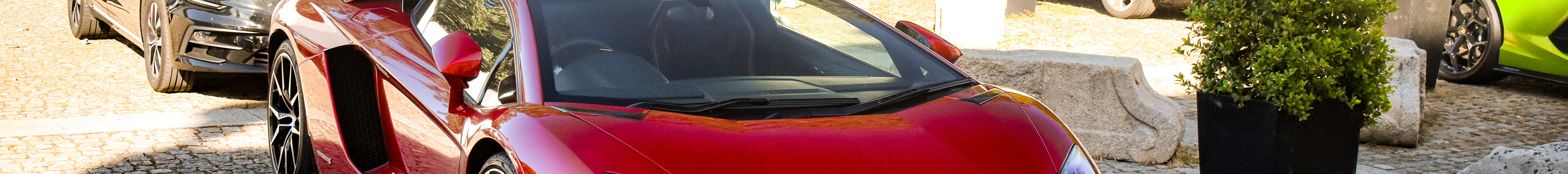 Lamborghini Aventador S LP740-4