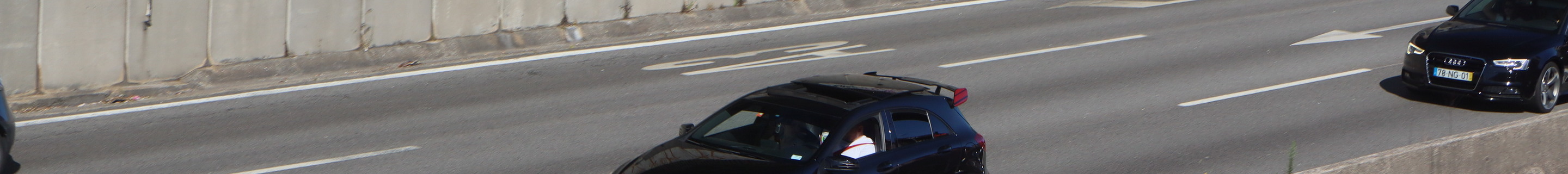 Mercedes-AMG A 45 W176 2015