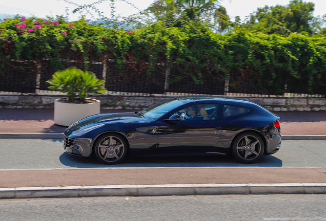 Ferrari FF