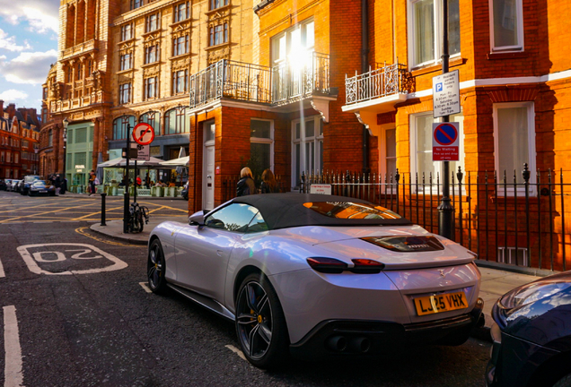 Ferrari Roma Spider
