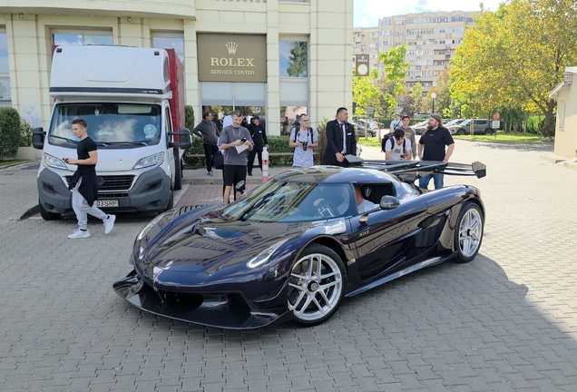 Koenigsegg Jesko Attack