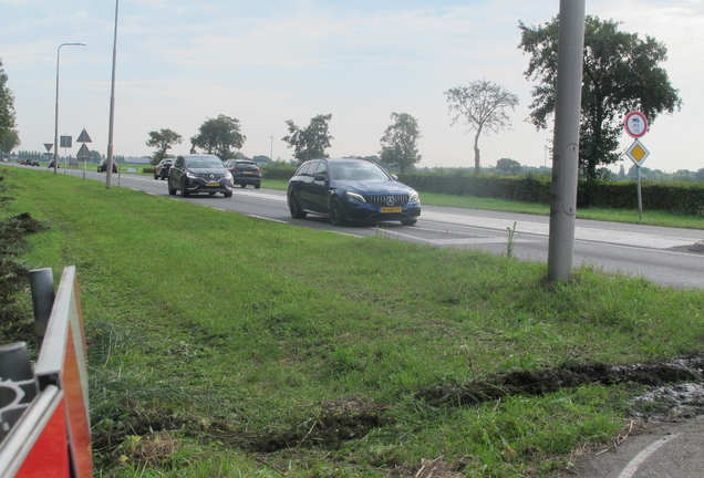 Mercedes-AMG C 63 S Estate S205 2018