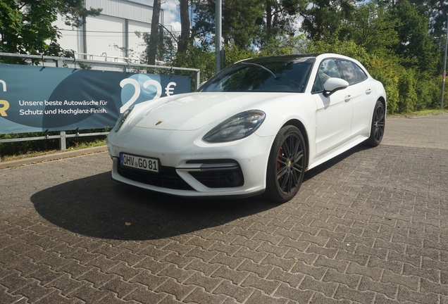 Porsche 971 Panamera Turbo Sport Turismo
