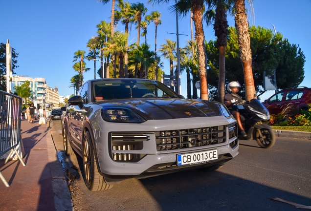 Porsche Cayenne Coupé Turbo E-Hybrid