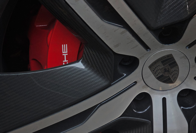 Porsche Macan EV Turbo