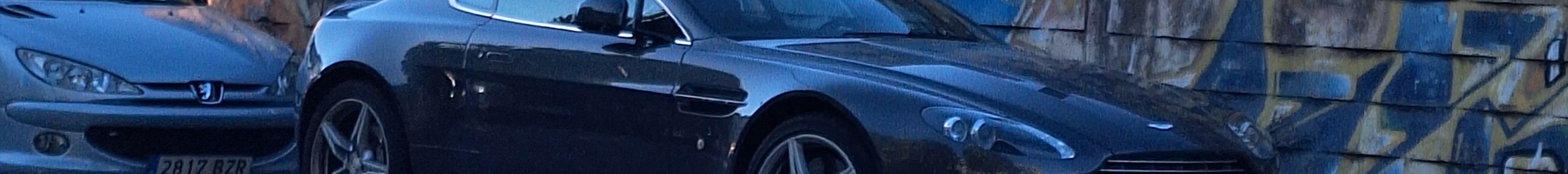 Aston Martin V8 Vantage