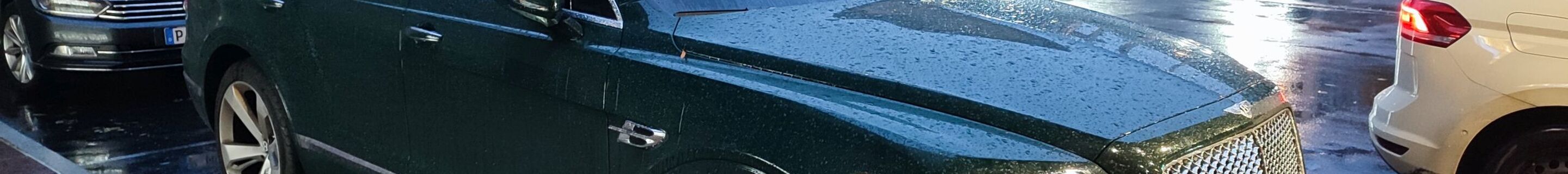 Bentley Bentayga Hybrid