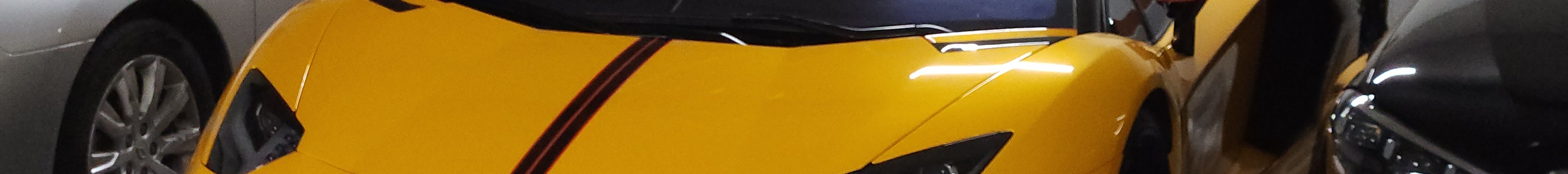 Lamborghini Aventador S LP740-4 Roadster