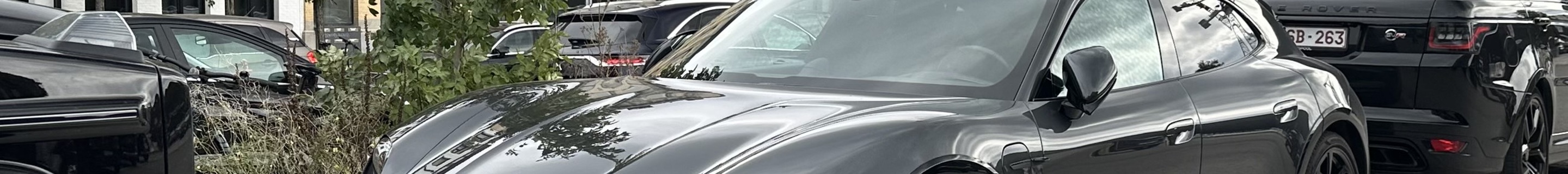 Porsche Taycan Turbo S Cross Turismo