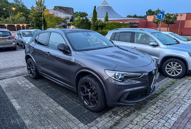 Alfa Romeo Stelvio Quadrifoglio 2020