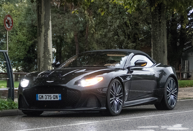 Aston Martin DBS Superleggera Volante