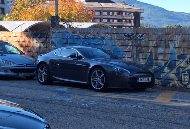 Aston Martin V8 Vantage