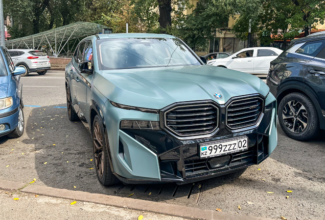 BMW XM G09
