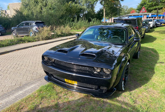 Dodge Challenger SRT-8