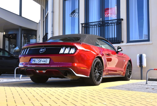 Ford Mustang GT Convertible 2015