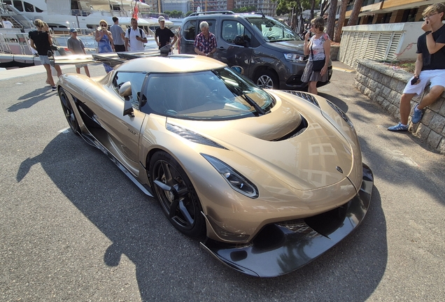 Koenigsegg Jesko Attack