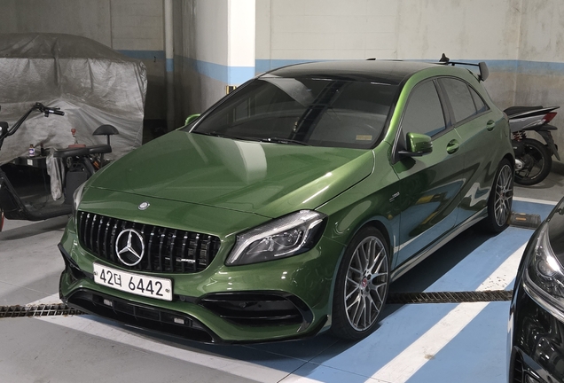 Mercedes-AMG A 45 W176 2015