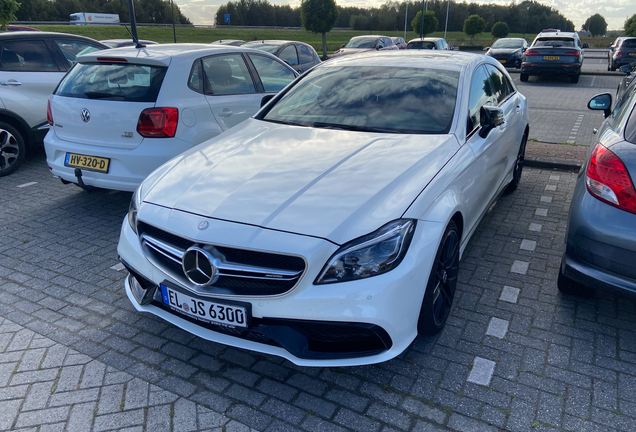 Mercedes-Benz CLS 63 AMG C218 2015