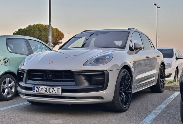 Porsche 95B Macan GTS MkIII