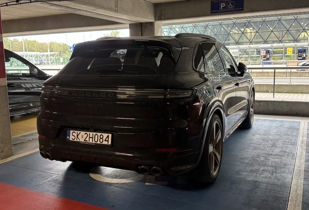 Porsche 9YA Cayenne GTS MkII