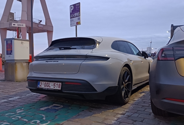 Porsche Taycan GTS Sport Turismo
