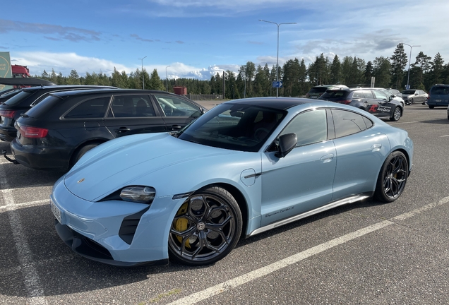 Porsche Taycan Turbo S