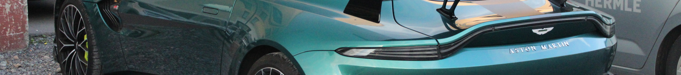 Aston Martin V8 Vantage Formula 1 Edition