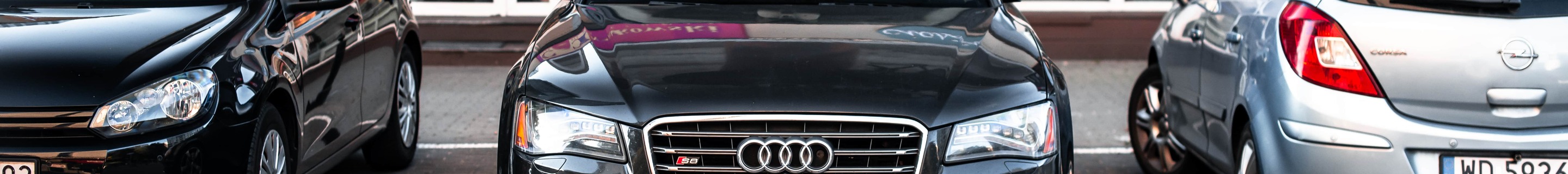 Audi S8 D4