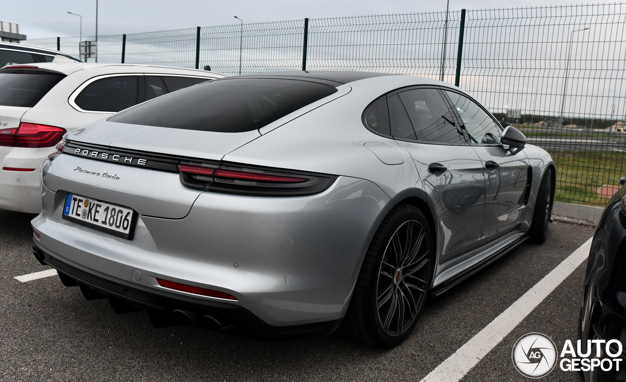 Porsche 971 Panamera Turbo MkI