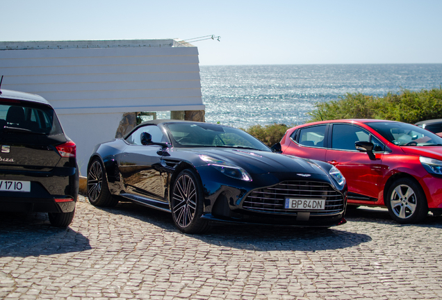 Aston Martin DB12 Volante