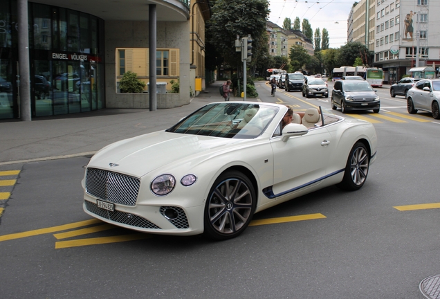 Bentley Continental GTC V8 2020