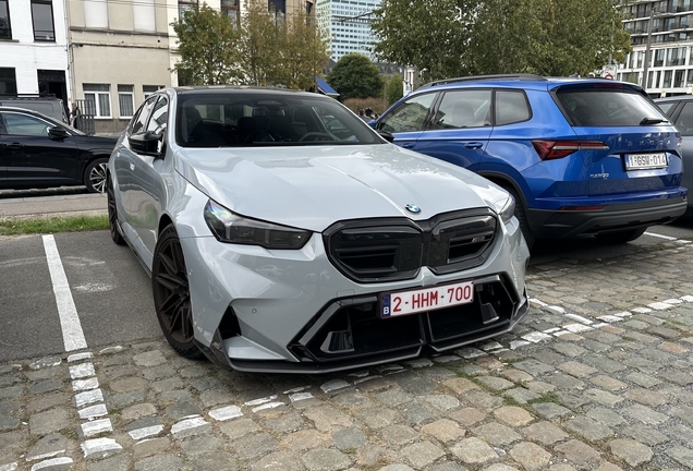 BMW M5 G90