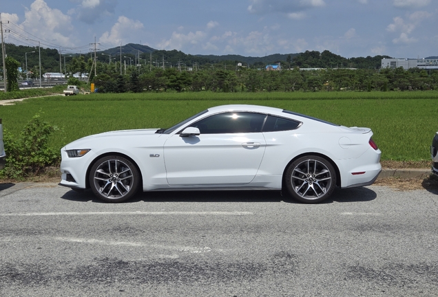 Ford Mustang GT 2015