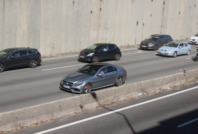 Mercedes-AMG C 63 S W205