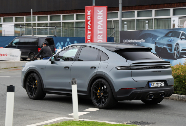 Porsche Cayenne Coupé Turbo E-Hybrid
