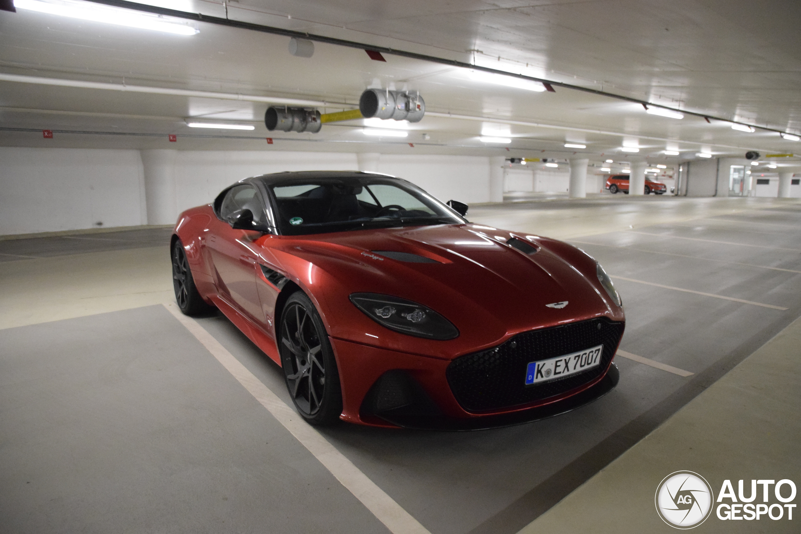 Aston Martin DBS Superleggera