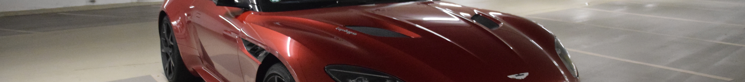 Aston Martin DBS Superleggera