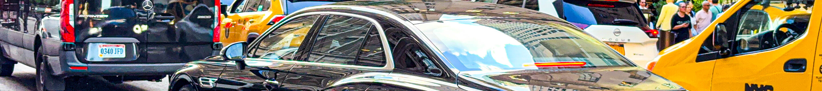 Bentley Flying Spur V8 2021