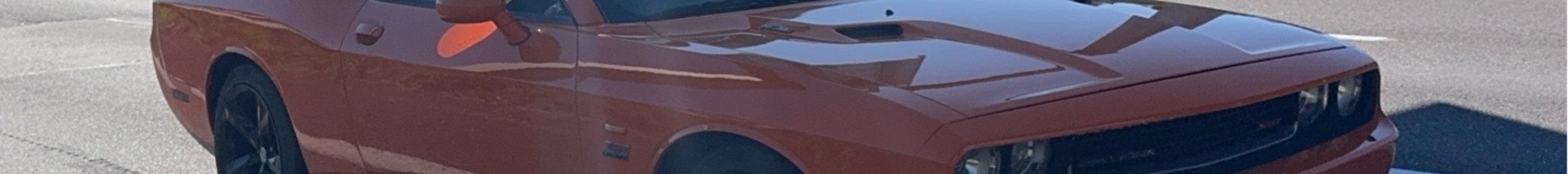 Dodge Challenger SRT-8 392